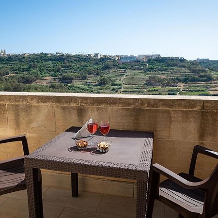 Ta' Giljan B&B Gozo Xagħra Екстериор снимка